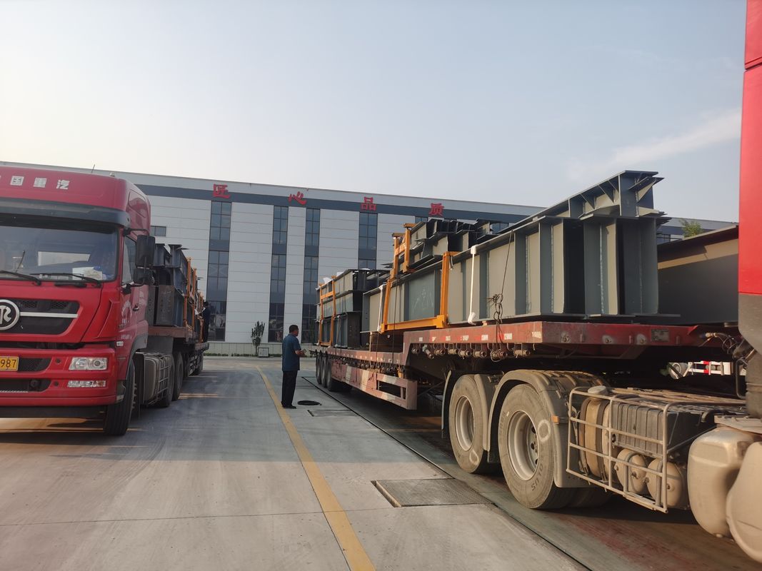 Xây dựng kho thép được thiết kế cho tòa nhà cao và trải dài lớn với Xưởng chế tạo cấu trúc thép sẵn chống bão