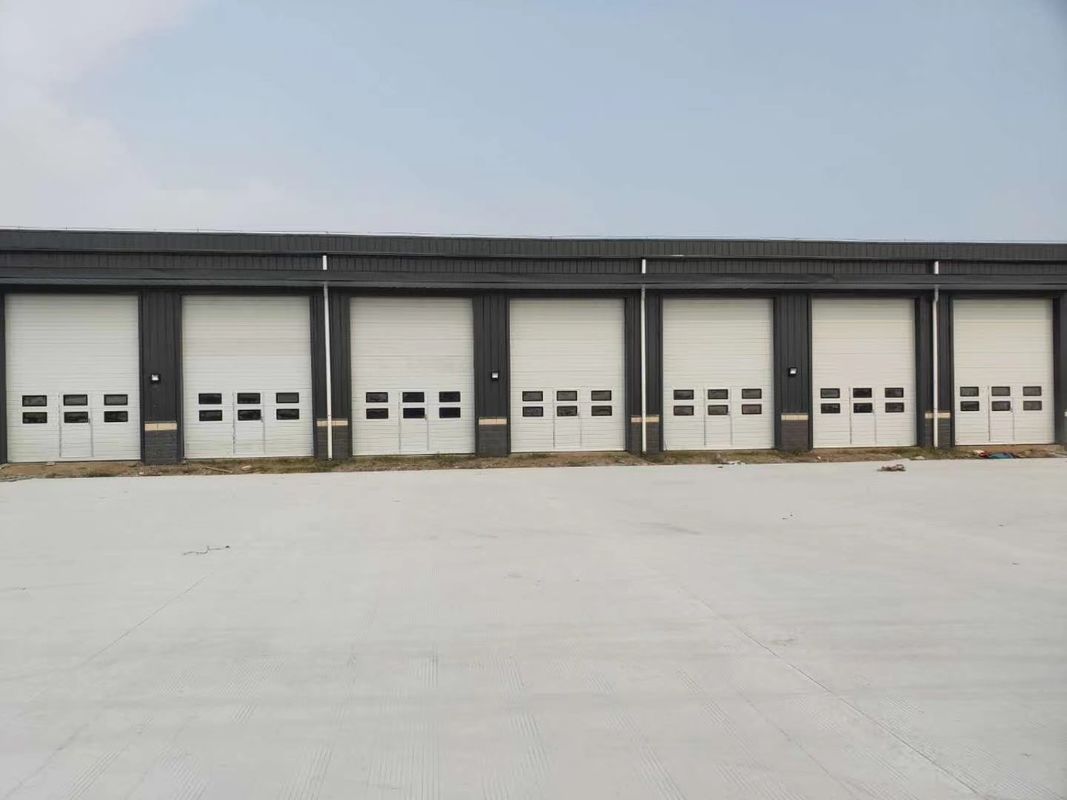 Cấu trúc nhà kho nhiều tầng Khung tường khung khung cấu trúc Gạch thép Tòa nhà kim loại Nhà kho sẵn sàng bán